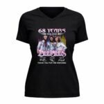68 years 1958 2026 Bee Gees Maurice Gibb Barry Gibb Robin Gibb Signatures Thanks 5 Womens V Neck 2.jpg