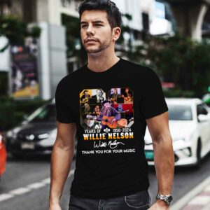 68 years of 1956 2024 Willie Nelson thank you for the memories signature 4 T Shirt