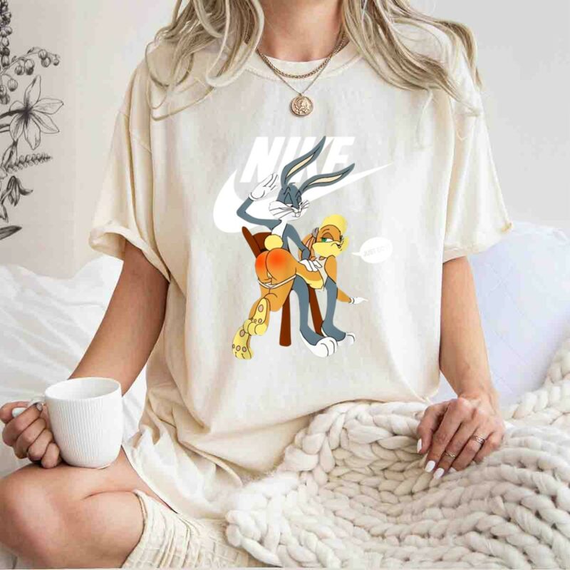 Bugs Bunny Spanking Lola 5 T Shirt