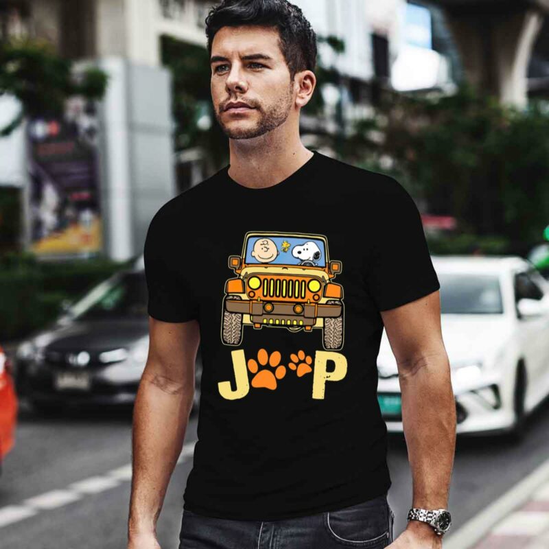 Charlie Brown And Snoopy Jeep Paw Dog 0 T Shirt