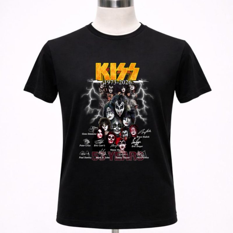 Kiss Band 53 years 1973 2026 signatures 1 T Shirt 4